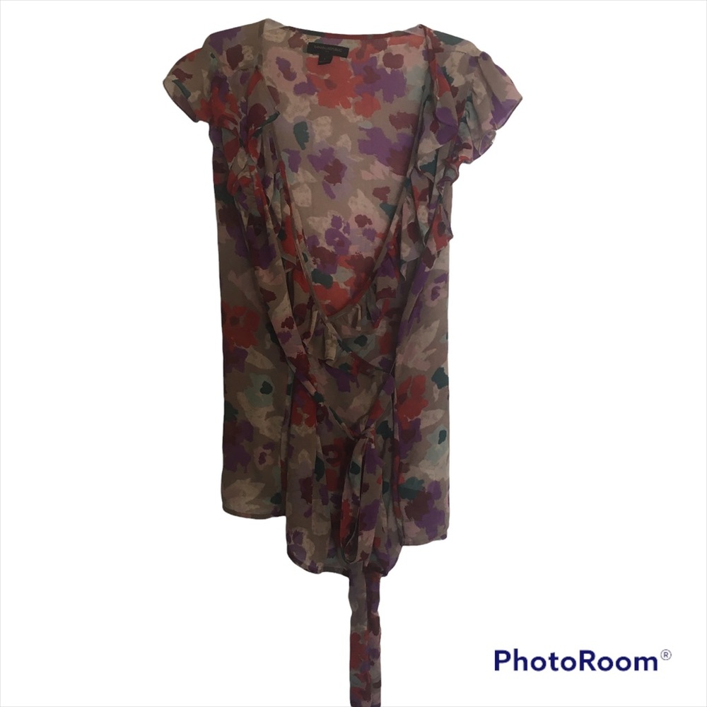 Banana Republic sheer floral wrap shirt with flutter sleeves size L
